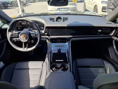 Porsche Panamera GTS