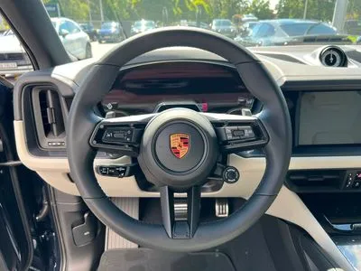 Porsche Cayenne Black Edition