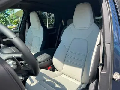 Porsche Cayenne Black Edition