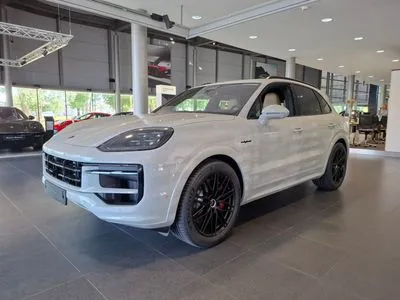 Porsche Cayenne S E-Hybrid PHEV Black Edition