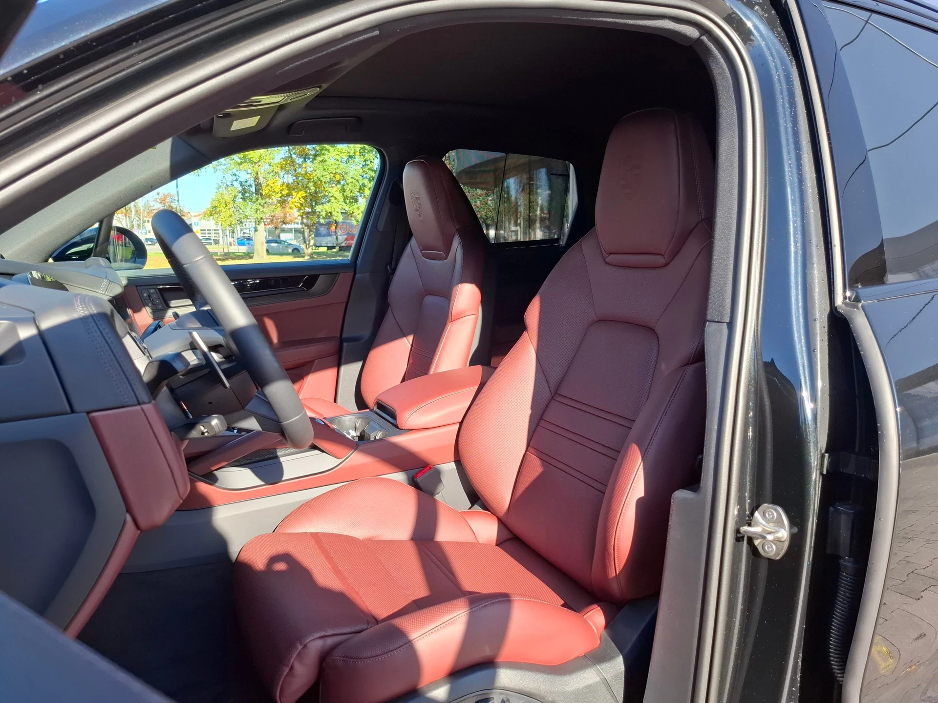 Porsche Cayenne E-Hybrid PHEV Black Edition III (2017-) — zdjęcie 6