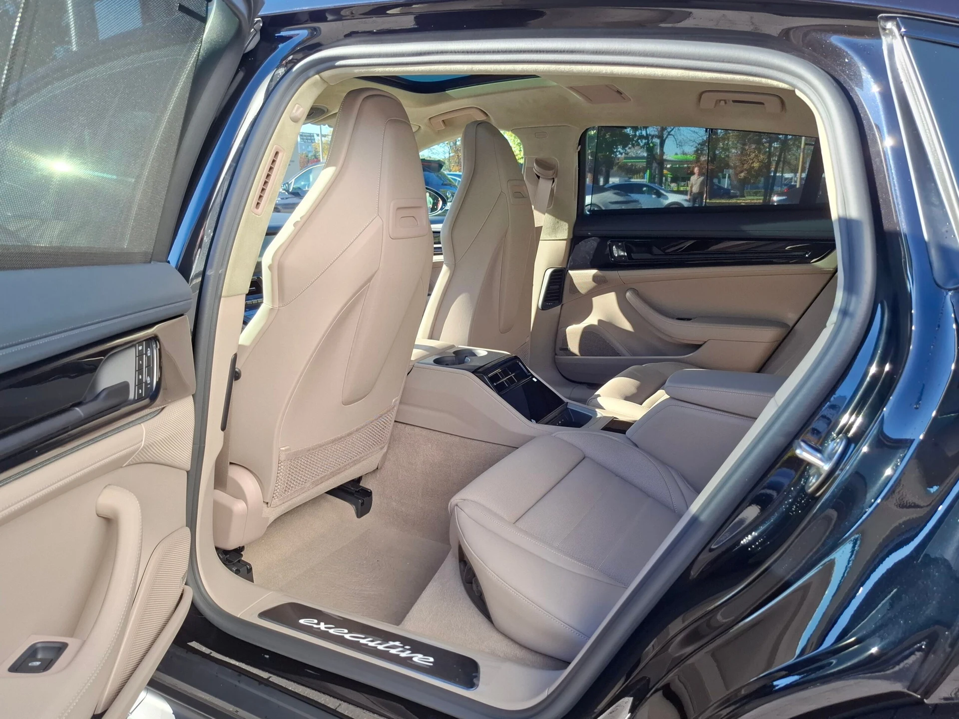 Porsche Panamera 4 E-Hybrid PHEV Executive — zdjęcie 6