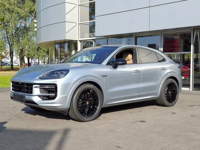 Porsche Cayenne E-Hybrid PHEV Black Edition