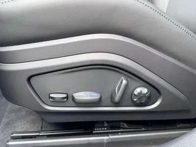 Porsche Panamera 4