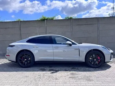 Porsche Panamera 4S E-Hybrid PHEV