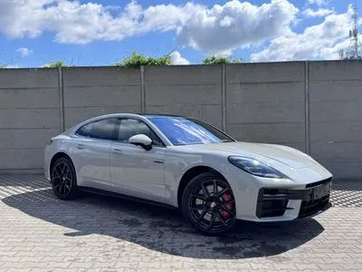 Porsche Panamera 4S E-Hybrid PHEV