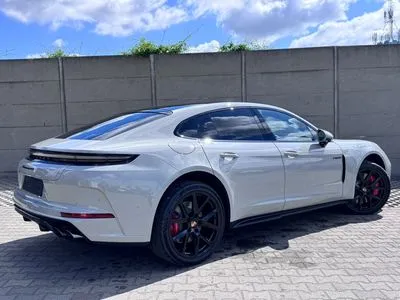 Porsche Panamera 4S E-Hybrid PHEV