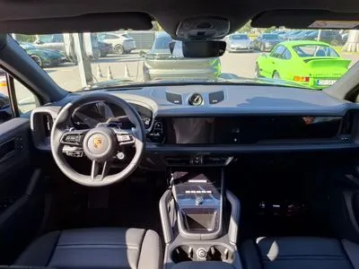 Porsche Cayenne E-Hybrid PHEV Black Edition