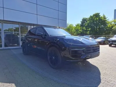 Porsche Cayenne E-Hybrid PHEV Black Edition
