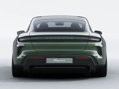 Porsche Taycan 105kWh Turbo S