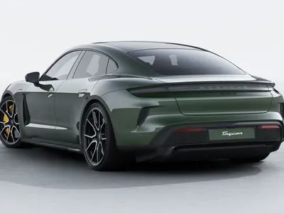 Porsche Taycan 105kWh Turbo S
