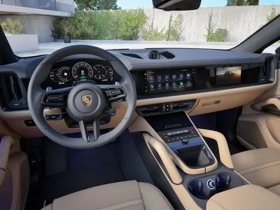 Porsche Cayenne E-Hybrid PHEV Black Edition