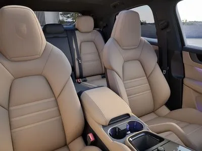 Porsche Cayenne S E-Hybrid PHEV Black Edition