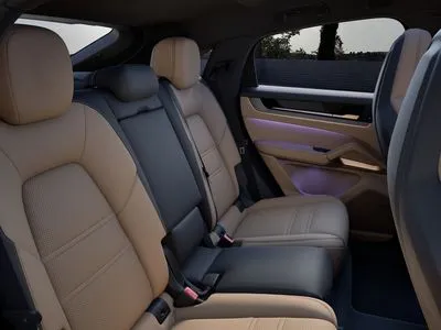 Porsche Cayenne S E-Hybrid PHEV Black Edition