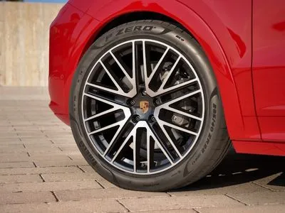 Porsche Cayenne E-Hybrid PHEV Black Edition