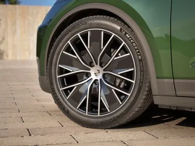 Porsche Macan 4 100kWh