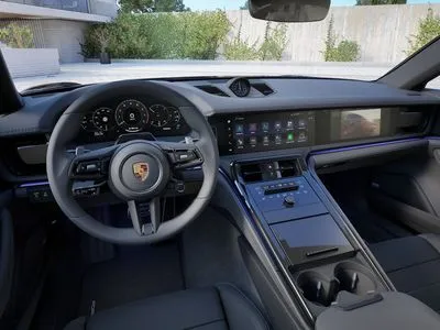Porsche Panamera 4