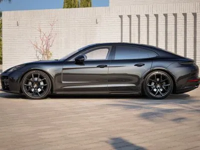 Porsche Panamera 4