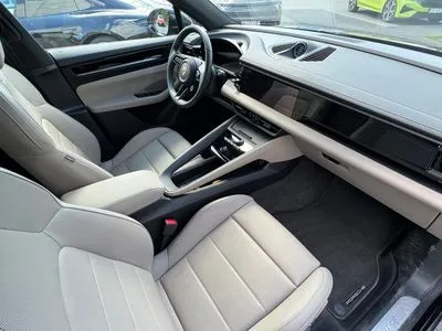 Porsche Macan 4 100kWh