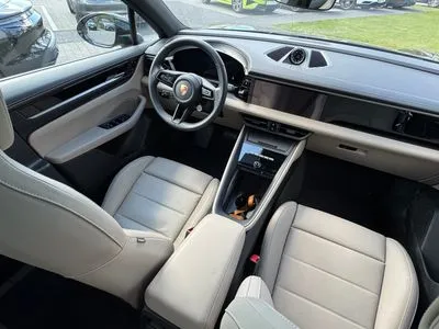 Porsche Macan 4 100kWh