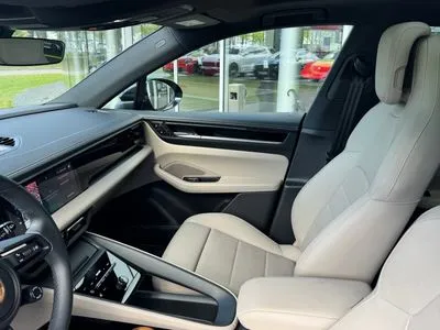 Porsche Macan 4 100kWh