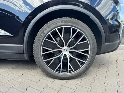 Porsche Macan 4 100kWh