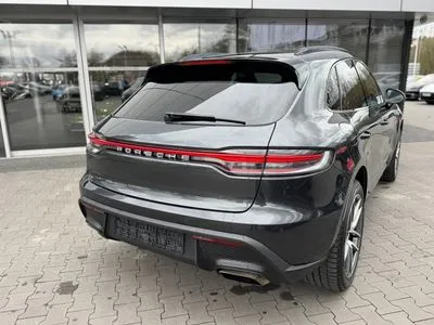 Porsche Macan Standard