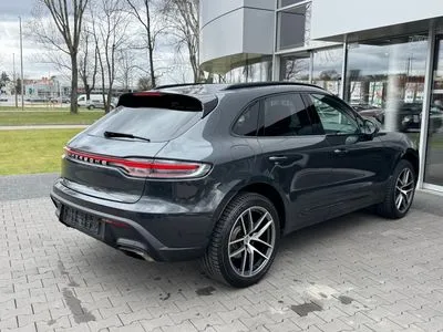 Porsche Macan Standard