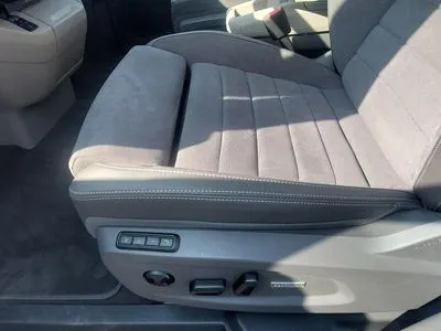 Volkswagen Multivan 2.0 TDI L2 Life DSG