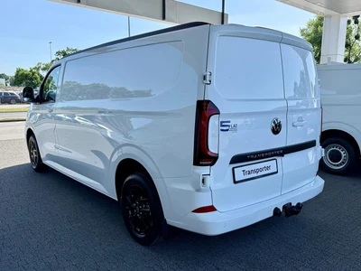 Volkswagen T7 Furgon