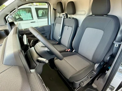 Volkswagen T7 Furgon