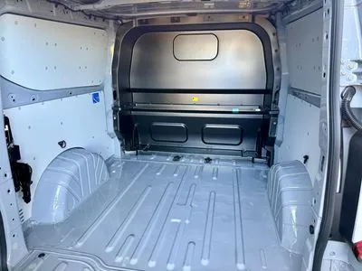 Volkswagen T7 Furgon PLUS