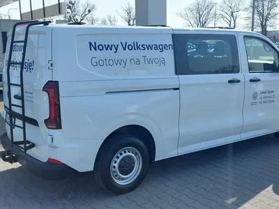 Volkswagen T7 Furgon PLUS