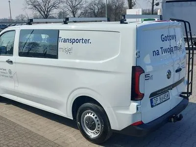 Volkswagen T7 Furgon PLUS